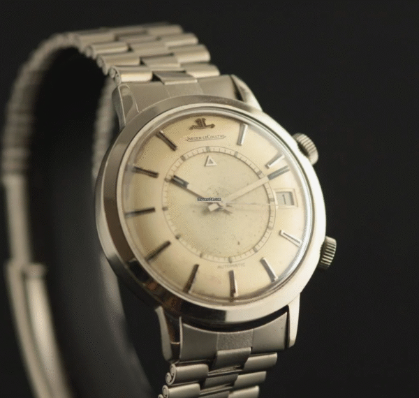 Jaeger-LeCoultre Memovox 3 Jaeger-LeCoultre Memovox